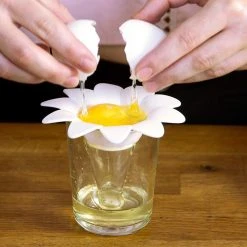 Optoco Daisy Egg Separator Kitchen Gadget Gifts For Grandmas