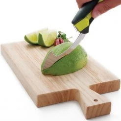 IsAlbi Smart Avo Set - Avo Shark & Avo Saver Clip Gadgets For Him