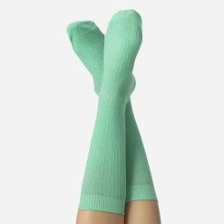 UNTIL Yoga Mat Socks