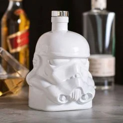 ThumbsUp! Star Wars White Stormtrooper Decanter 750ml Man Cave Gifts