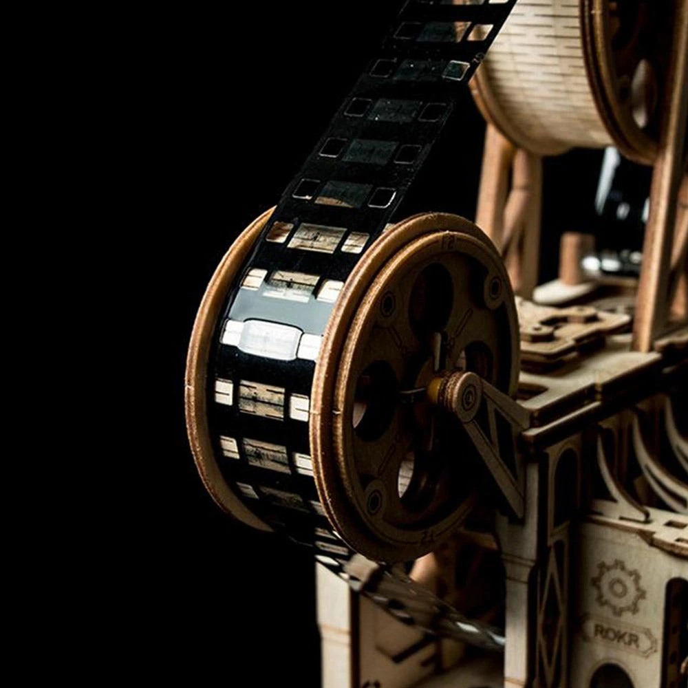 BubblesUp Vitascope Make Your Own Vintage Movie Projector 5 BubblesUp Vitascope Make Your Own Vintage Movie Projector