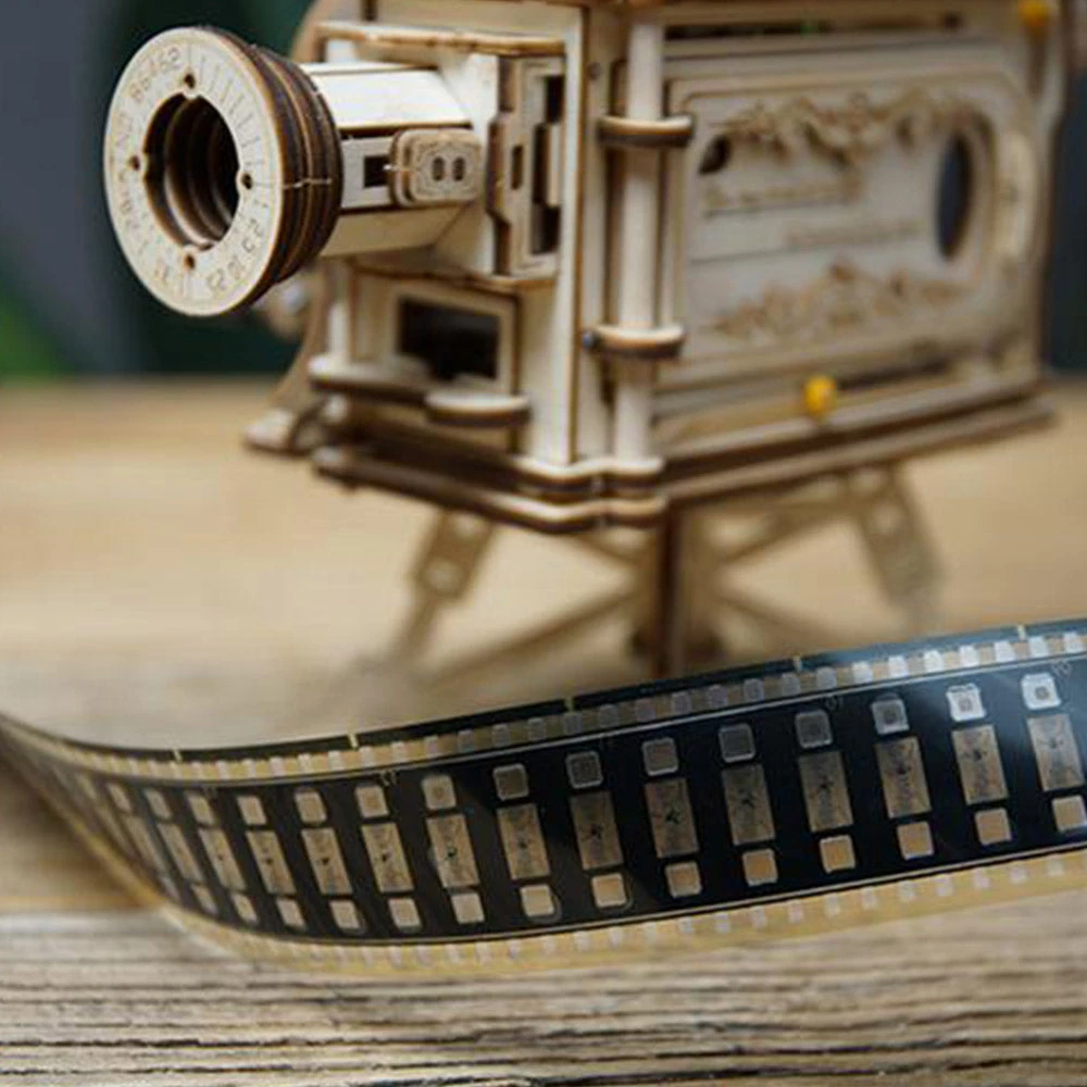 BubblesUp Vitascope Make Your Own Vintage Movie Projector 6 BubblesUp Vitascope Make Your Own Vintage Movie Projector